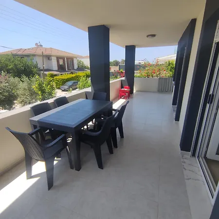 Rain 1 Апартаменти